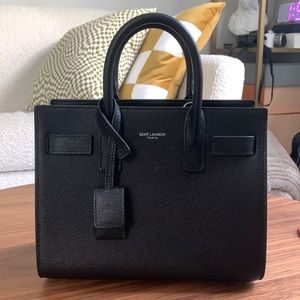 Grain de poudre sac de jour nano black